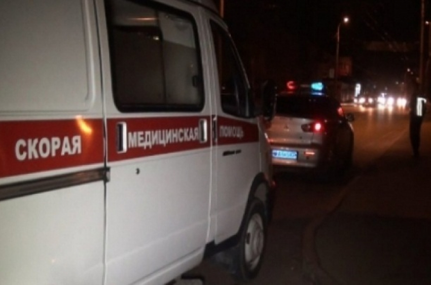 Решившую рискнуть волгоградку сбил автомобиль на шоссе Авиаторов
