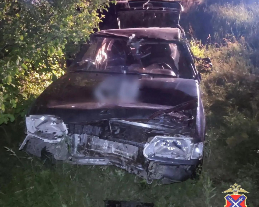 Водитель не справился с управлением и скончался под Волгоградом 