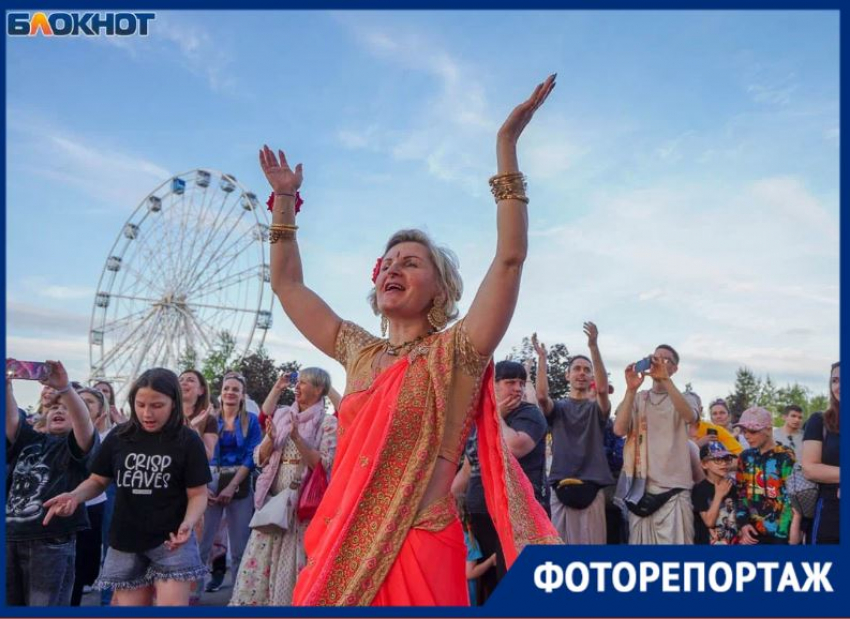 Триста килограммов фруктов и огненная колесница счастья: чем запомнился День индийской культуры в Волгограде