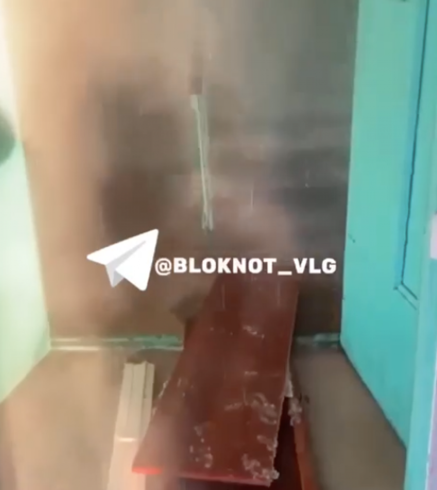 Горячие обливания устроили волгоградцам в Крещенский сочельник – видео 