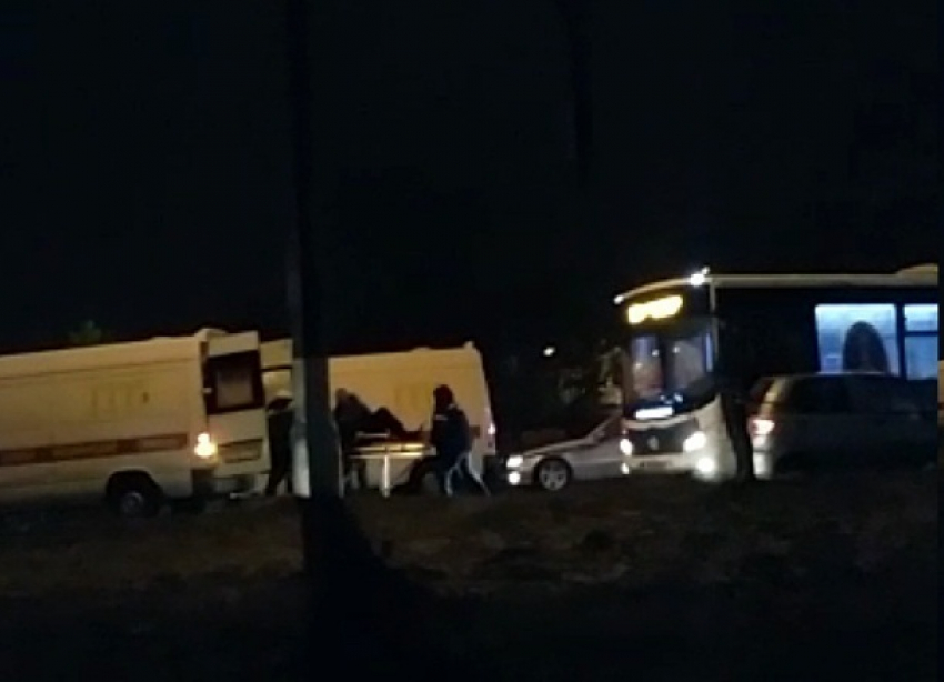 В Волгограде сняли на видео последствия крупной аварии на Красном