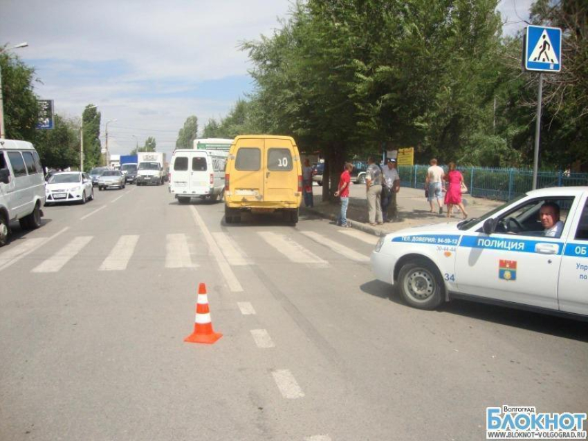 В Волгограде маршрутка сбила 17-летнего пешехода