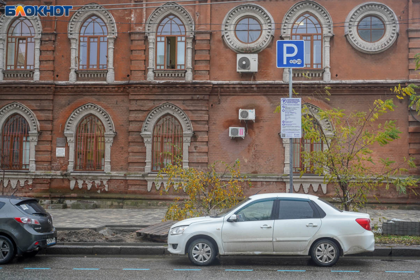 Парковка у супермаркета стала местом кровавого убийства в Волгограде