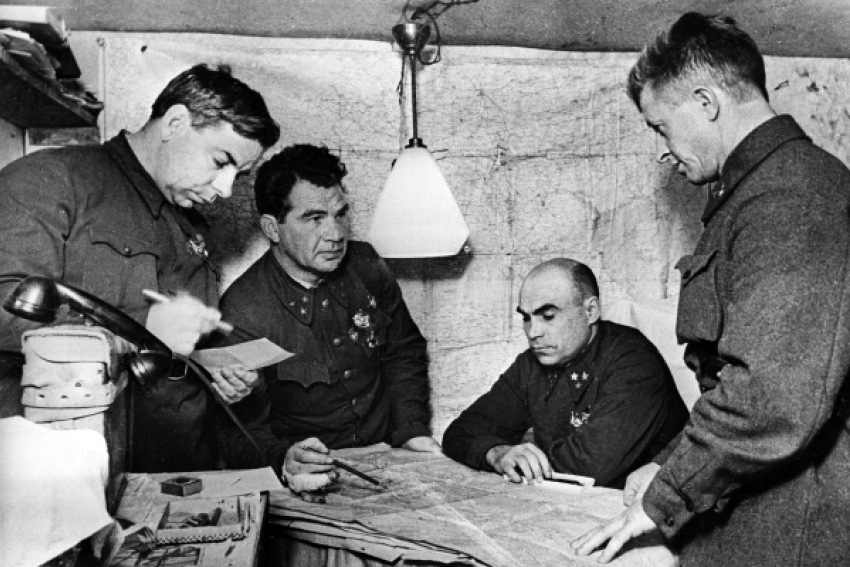 11 октября 1942 года – Военный совет 62-й армии определяет направление следующего главного удара врага в Сталинграде