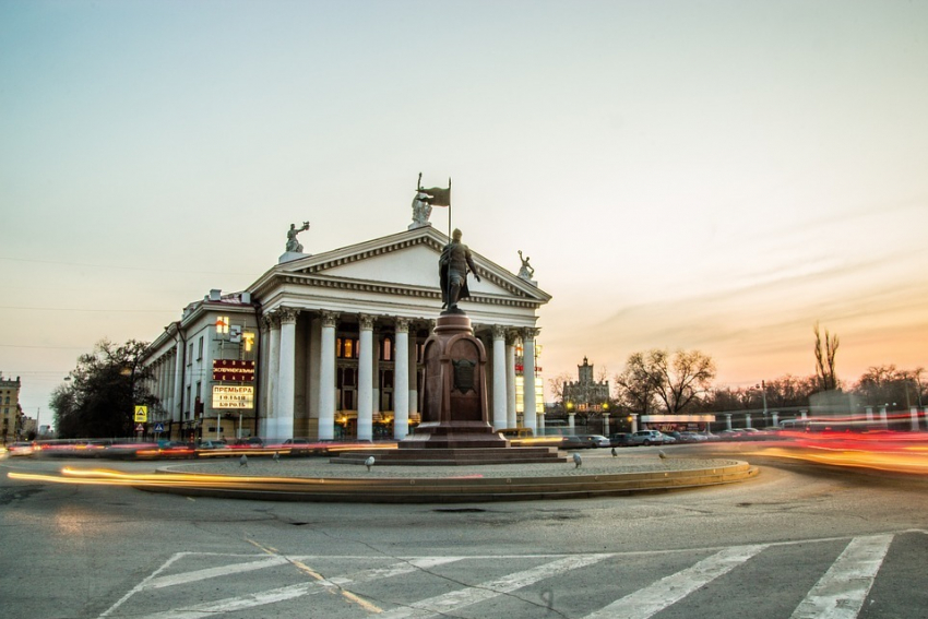 Волгоград попал в топ-25 самых агрессивных городов России