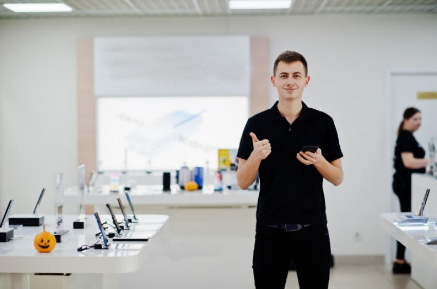 Требуется продавец-консультант в торговую сеть, з/п 25-35 000р.