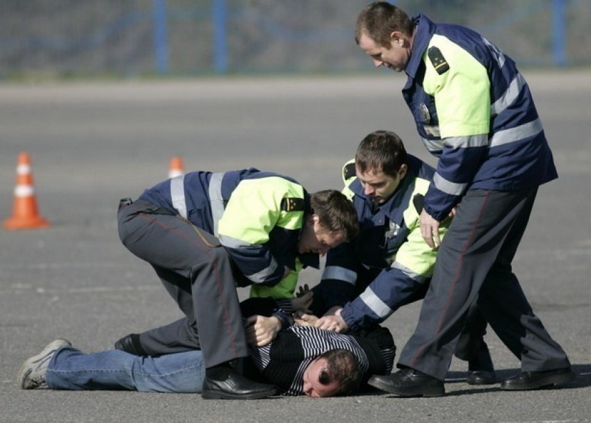 Полицейские устроили погоню за маршруткой в Волгограде