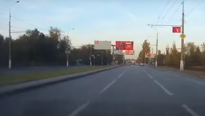 Две легкомысленные молодые волгоградки едва не стали жертвами страшного ДТП