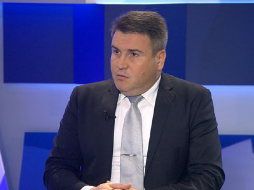 Курирующий одно из самых проблемных направлений  волгоградский замгубернатора Николаев отмечает день рождения