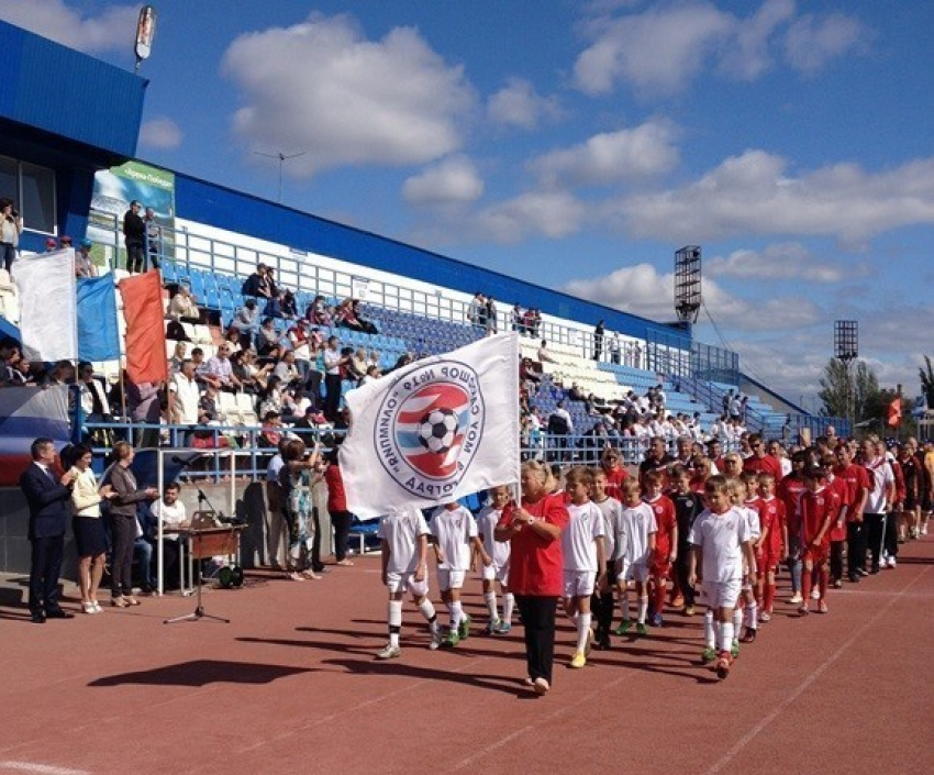 В честь Дня города на стадионе «Зенит» прошел большой спортивный праздник
