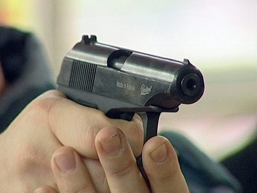 В Волгограде на таксиста напал «клиент» с пистолетом