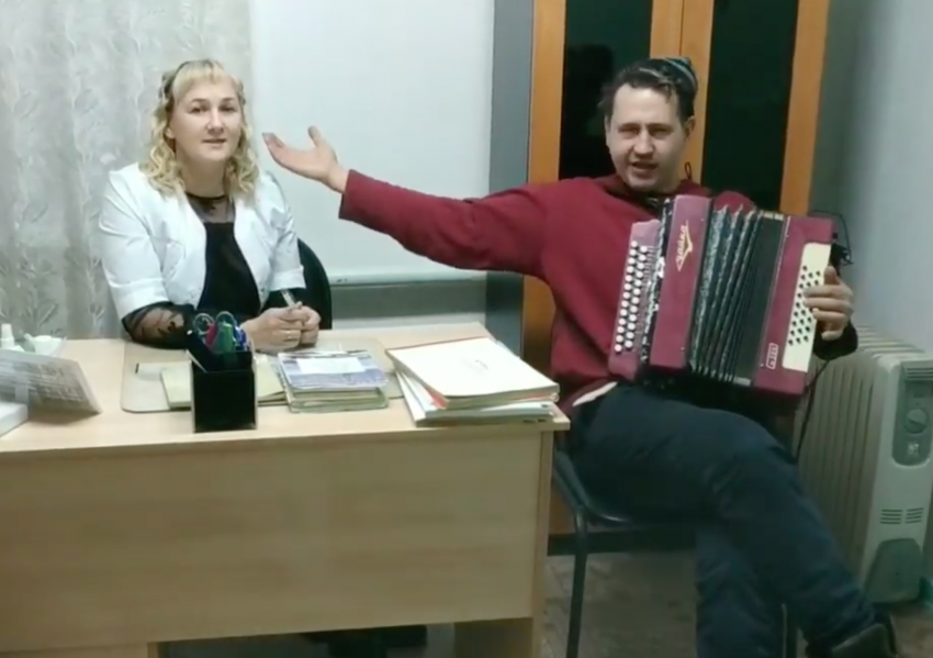Игорь Растеряев снял клип с волгоградским фельдшером