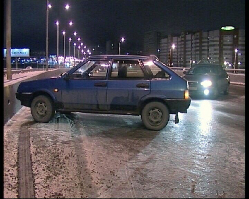 Из-за гололеда в Волгограде сегодня произошло уже 20 аварий