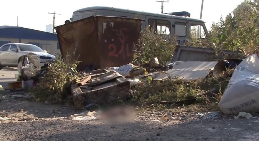 В Волгограде девушка выбросила мертвого ребенка в мусорку за общежитие