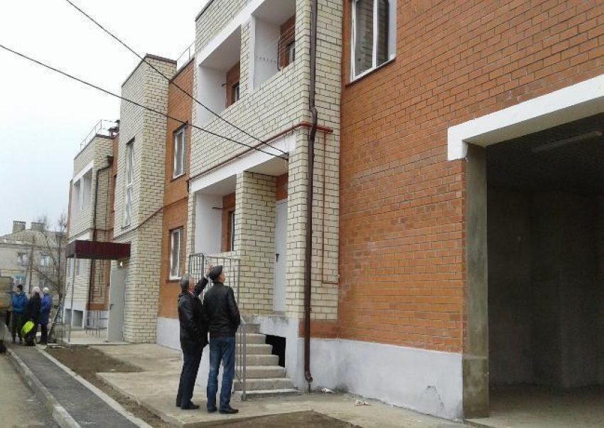 В Волгоградской области более 1300 человек получат новое жилье взамен аварийного 