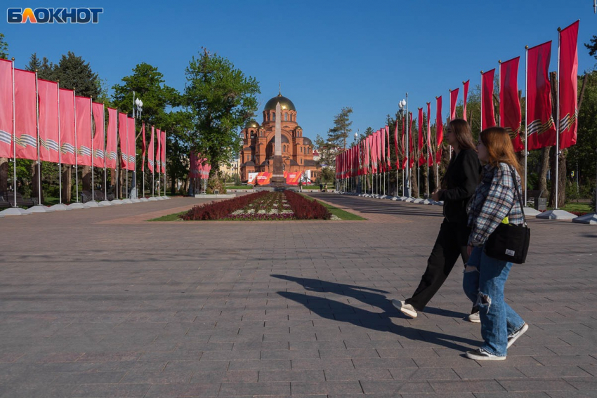 Молодежь и детей познакомили с главными достопримечательностями Волгограда