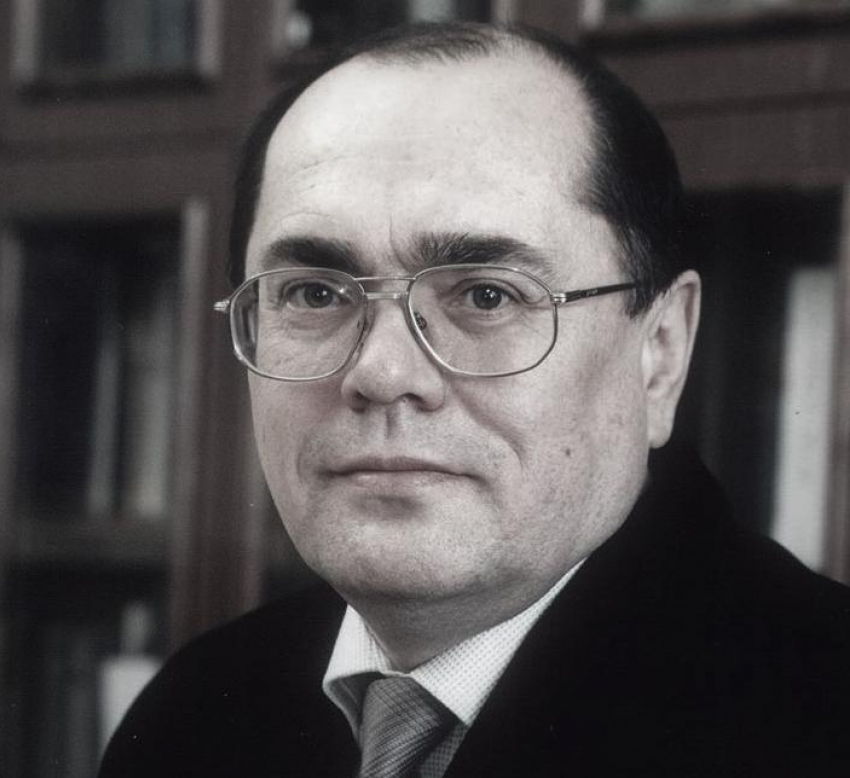 Известный офтальмолог Алексей Петраевский умер в Волгограде