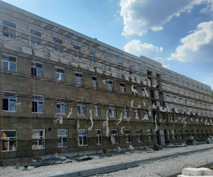 Букет нарушений на десятки миллионов обнаружила КСП на объекте за 614 миллионов под Волгоградом