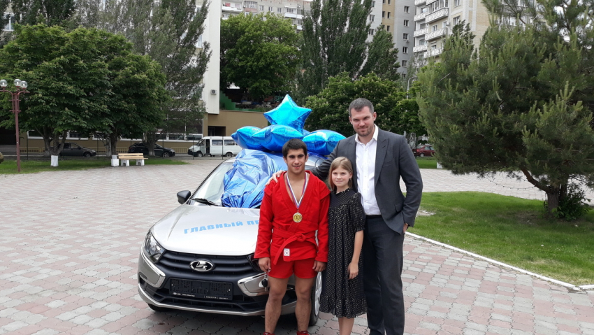 Самбист из Волгоградской области выиграл автомобиль и вышел в первенство России