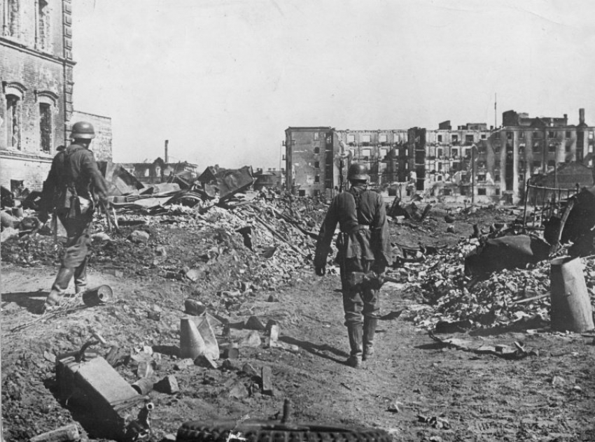 17 июля 1942 года произошло первое сражение Сталинградской битвы