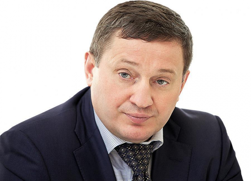 Андрей Бочаров поднялся на 8 строчек в медиарейтинге губернаторов 