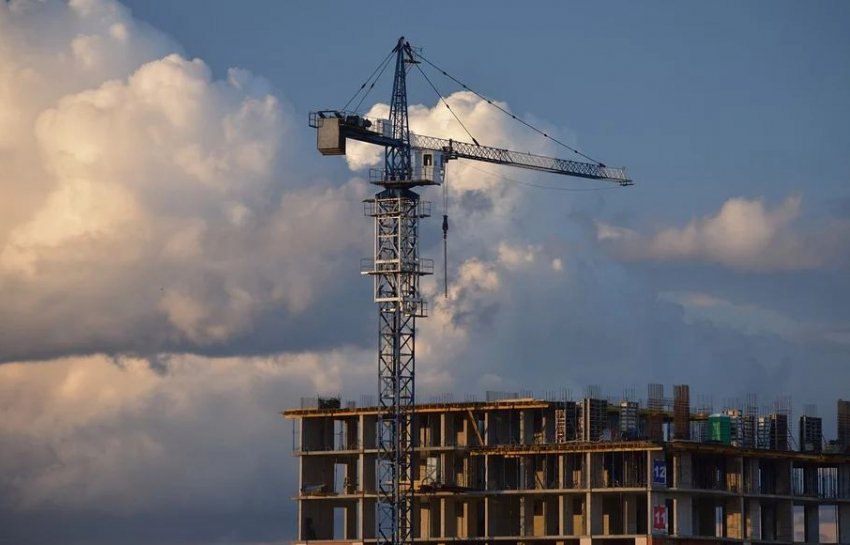 Только в 12% волгоградских строительных организаций посчитали экономическую ситуацию в регионе благоприятной