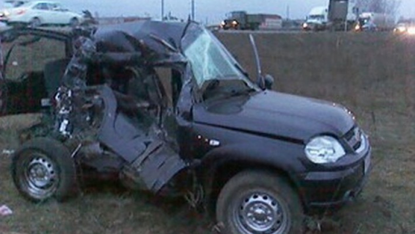 В ДТП Chevrolet Niva и Rover погибли двое мужчин на трассе Сызрань-Саратов-Волгоград