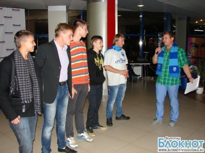 Презентация фильма «Около футбола» прошла в Волгограде. Видео