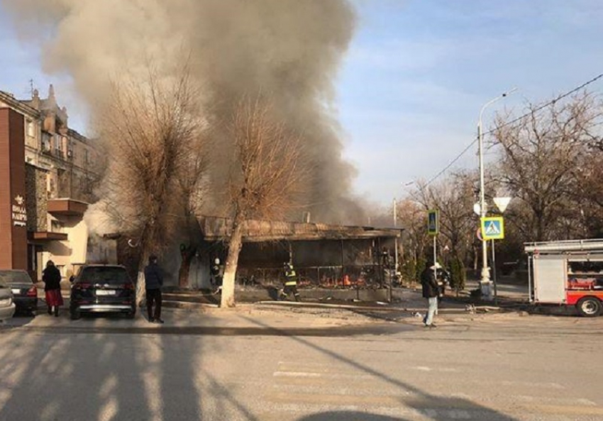 Пожар в кафе «Саперави» в Волгограде ликвидирован