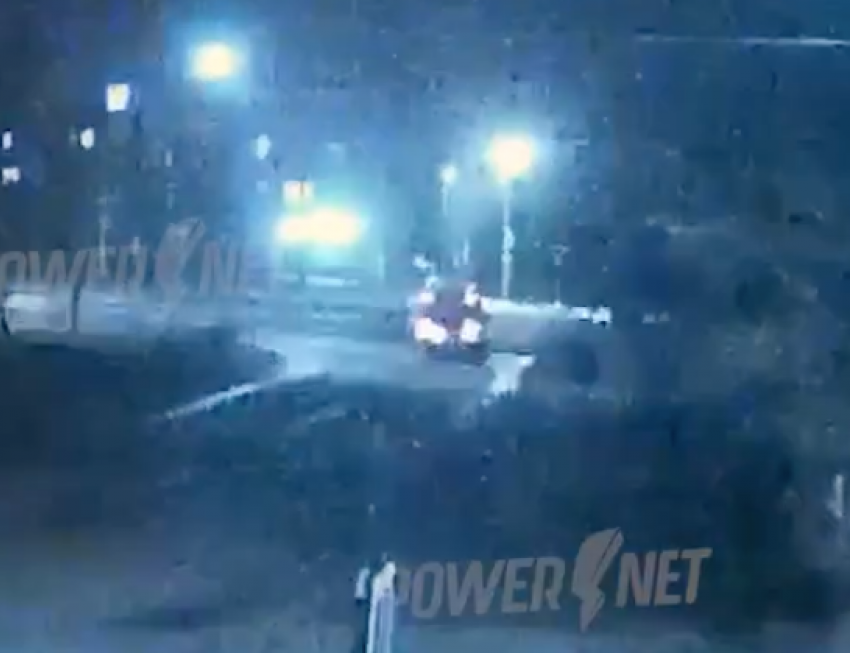 Скорая помощь попала в ДТП под Волгоградом: видео 