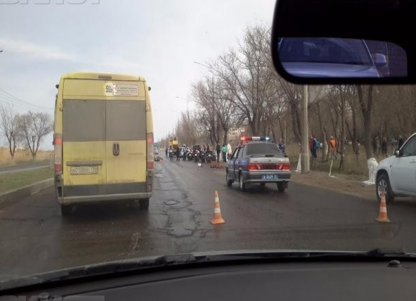 Установлены причины гибели 36-летнего водителя мотоцикла Honda на юге Волгограда