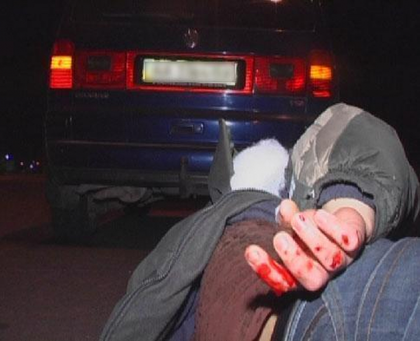 Под Волгоградом водитель насмерть сбил пешехода, идущего по краю дороги