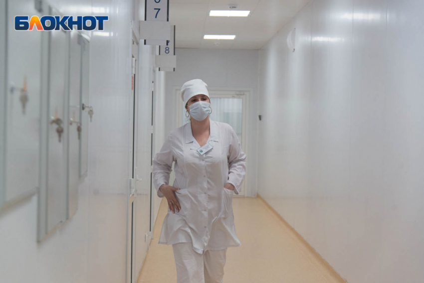 Ребенка с подозрением на «детскую чуму» срочно госпитализировали в Волгограде