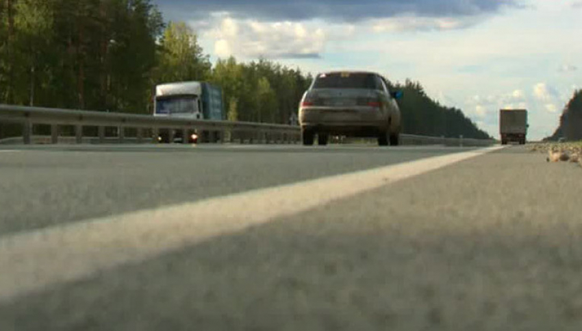 Под Волгоградом водитель насмерть сбил пешехода и скрылся