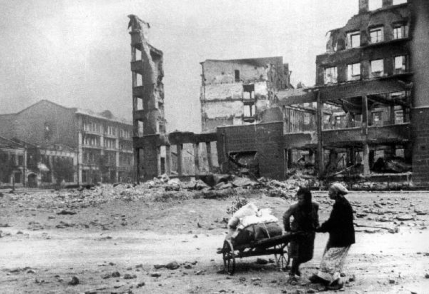 Календарь: 23 августа 1942 год – в Сталинград вошли немцы, город горит