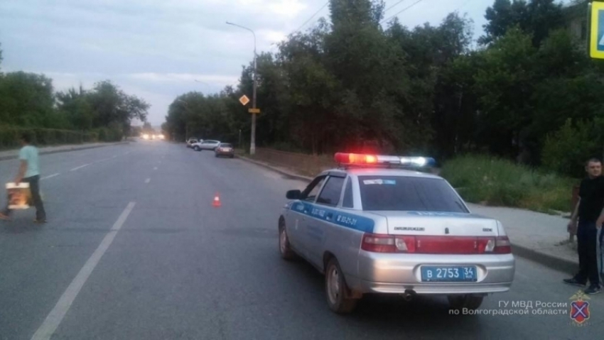 В Волгоградской области за сутки автомобилисты сбили трех пешеходов 