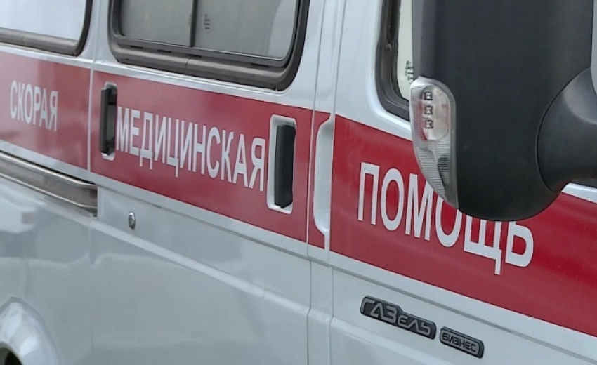 Водитель на Honda сбил 11-летнего ребенка, переходившего дорогу по зебре на зеленый свет в Волгограде