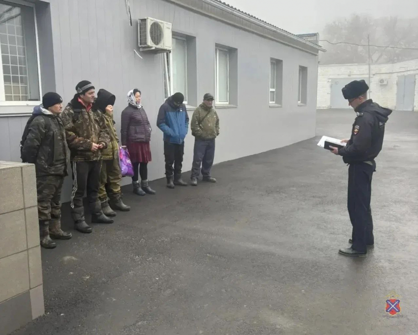 Иностранцы незаконно поселились под Волгоградом