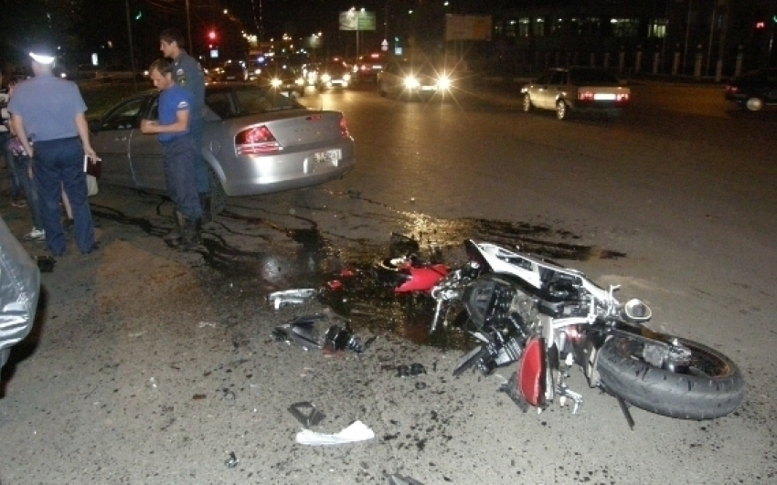 Под Волгоградом в ДТП погиб 31-летний мотоциклист без прав