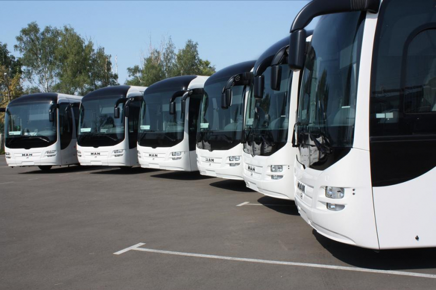 20 автобусов вышли на два вспомогательных маршрута Волгограда