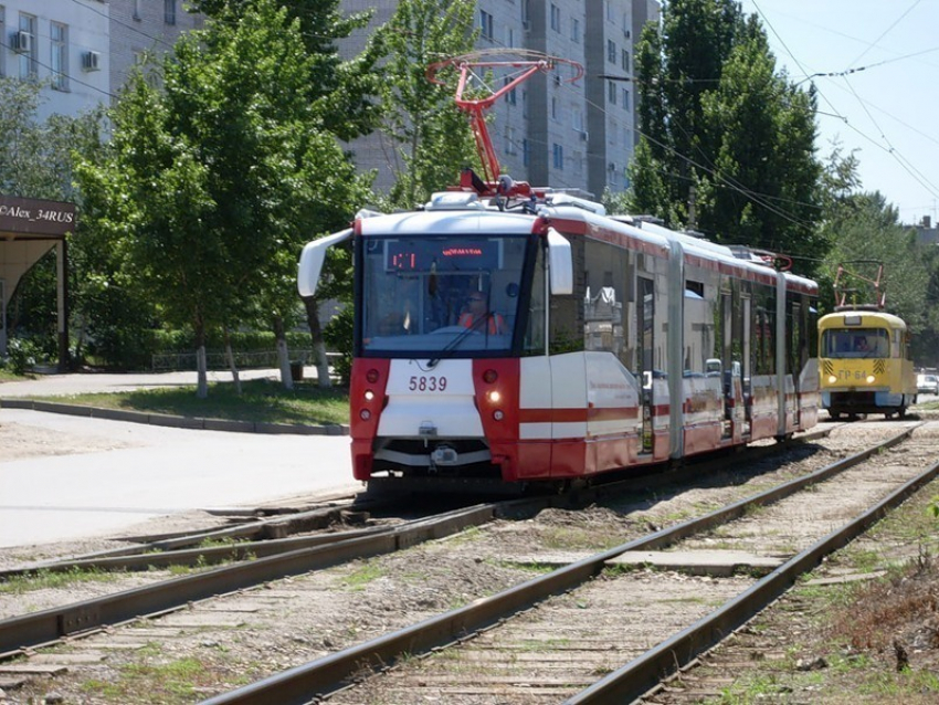 В Волгограде в День города продлено движение троллейбусов и трамваев