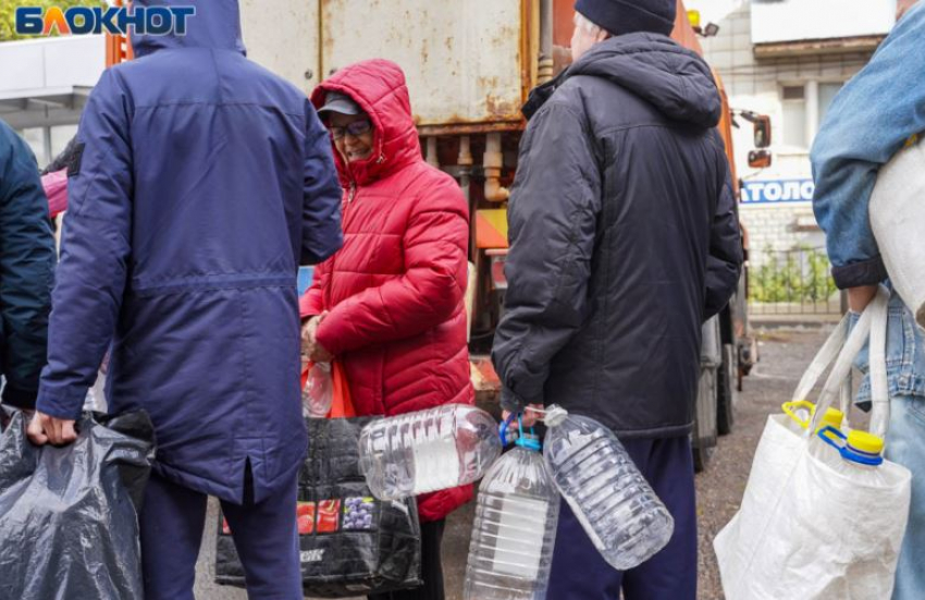 Массовым отключением воды запомнится 15 января волгоградцам 