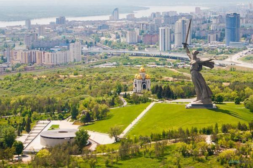 Работы по устройству Аллеи России начались на Мамаевом кургане