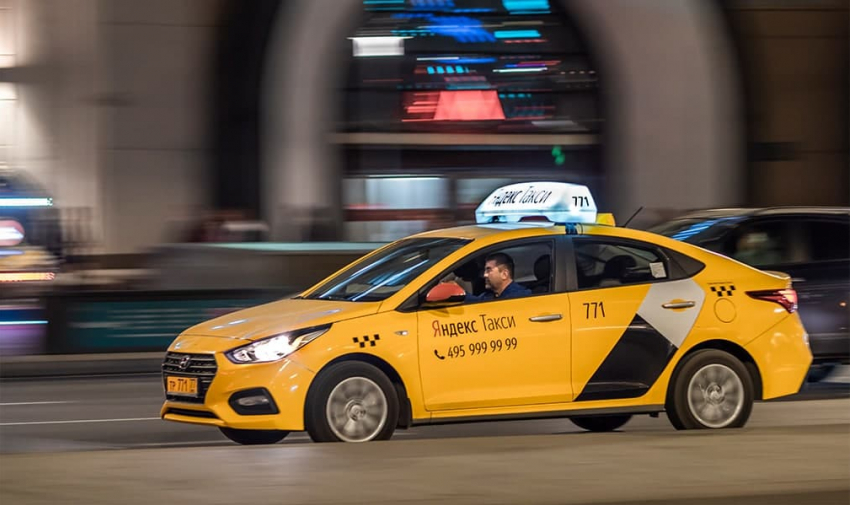 Выручка партнеров «Яндекс.Такси» в 2020 году составила 300 миллиардов рублей