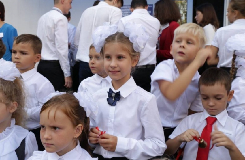 Столовая по графику, электрополотенца и обеззараживание воздуха: правила нового учебного года в Волгоградской области