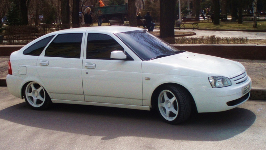  В Волгограде разыскивают угонщиков «Лады Приоры»