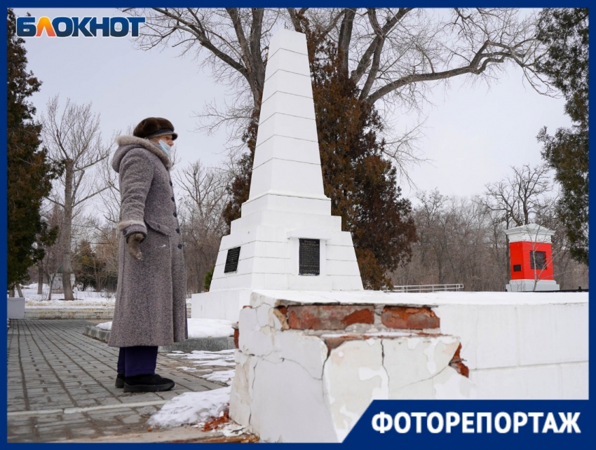 «Сюда не едут с цветами губернаторы и мэры»: в Волгограде рушатся федеральные памятники героям Сталинграда