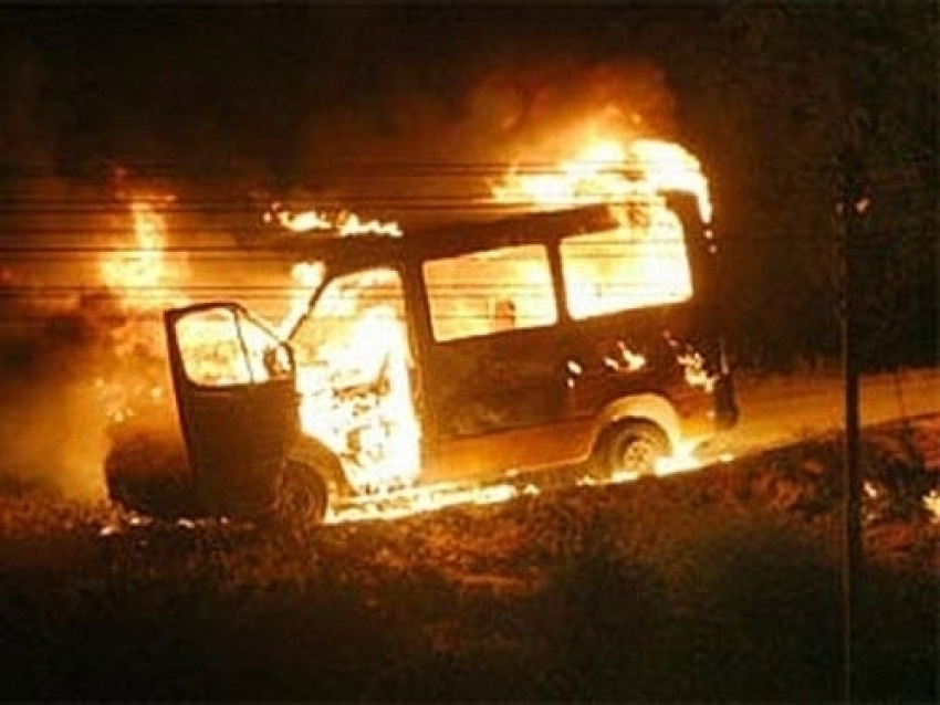 В Волгоградской области сожгли «Газель»