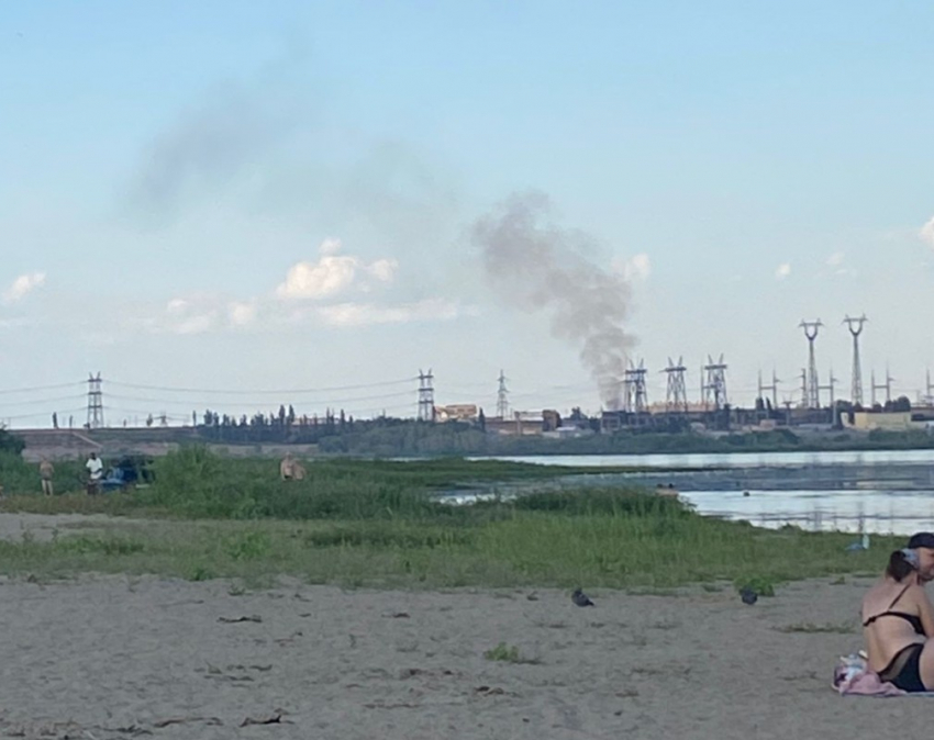 Столб дыма над Волжской ГЭС заметили жители Спартановки
