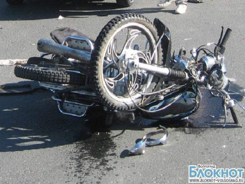 В Волгоградской области школьнику-мопедисту оторвало ногу